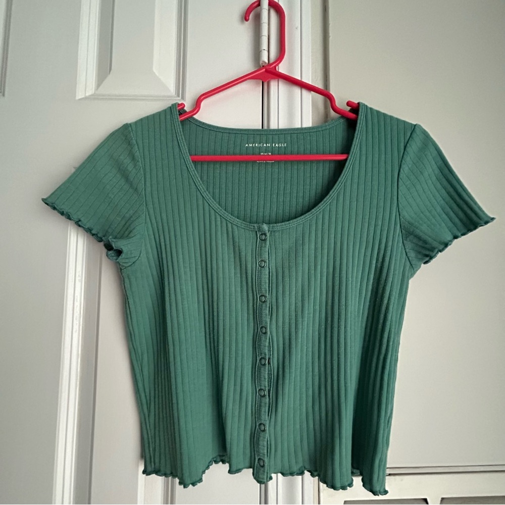 Green ribbed button down cropped cardigan